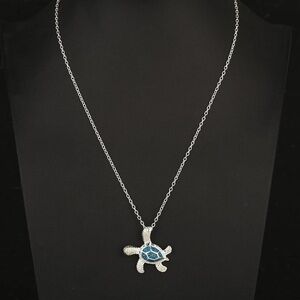 925 Sterling Silver Turtle Pendant Necklace NWT